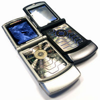   Motorola RAZR V3i  Motorola RAZR V3 Pink 
