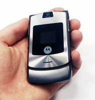   Motorola RAZR V3i  Motorola RAZR V3 Pink 